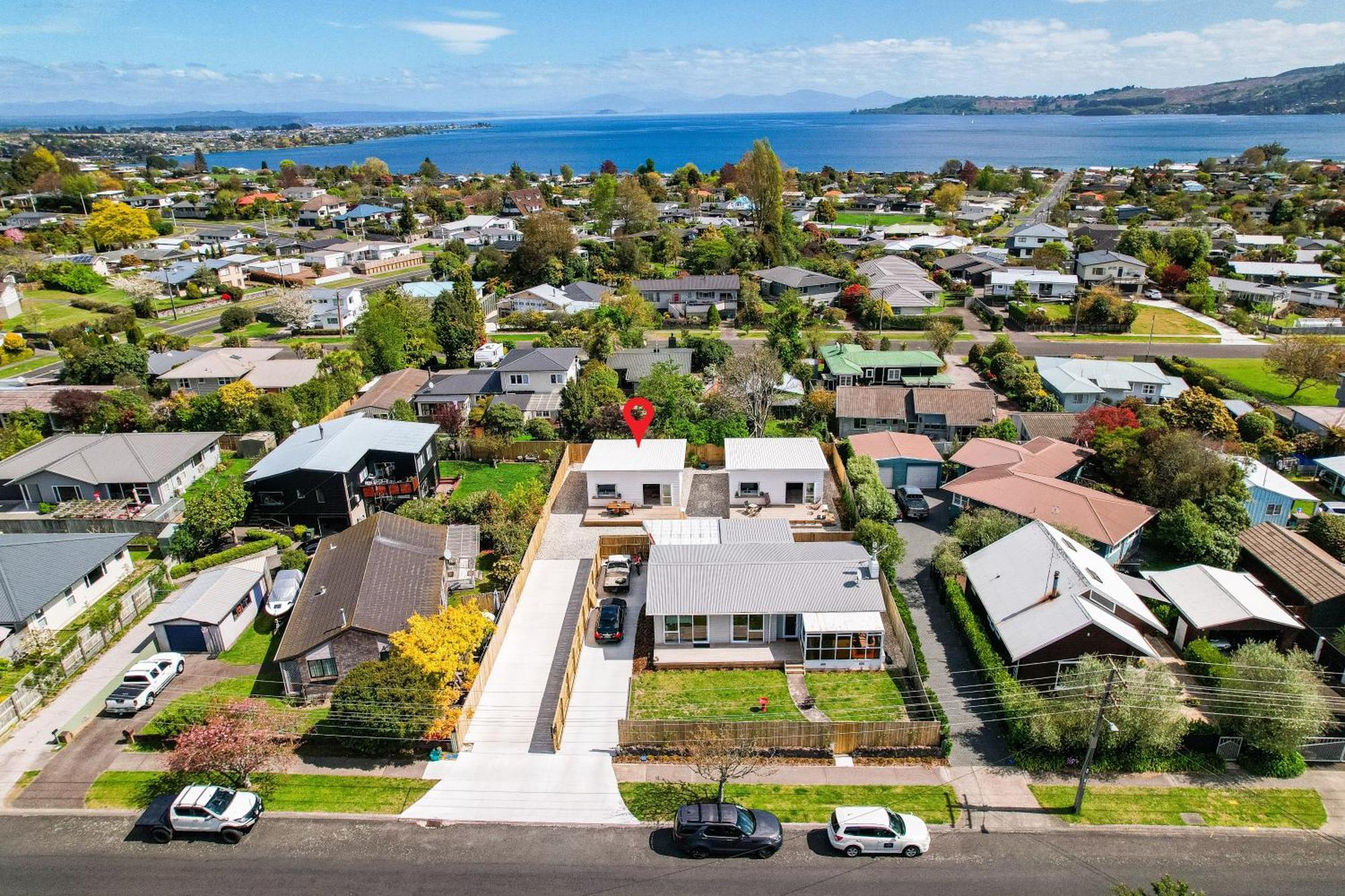 Close To Town & Lake - Taupo Eksteriør billede
